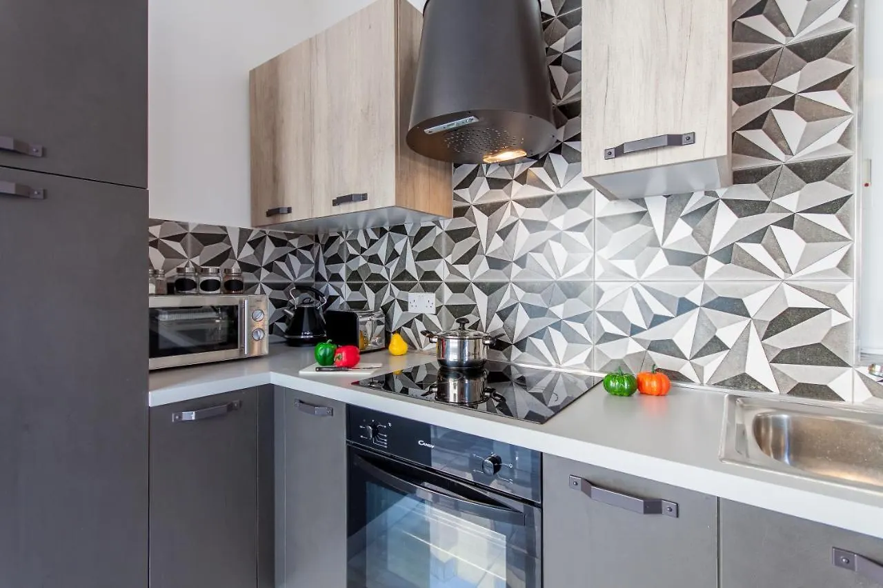 Apartment Kalkara - Modern 2 Bedrooms Apt Nb 3 - Happy Rentals Malta